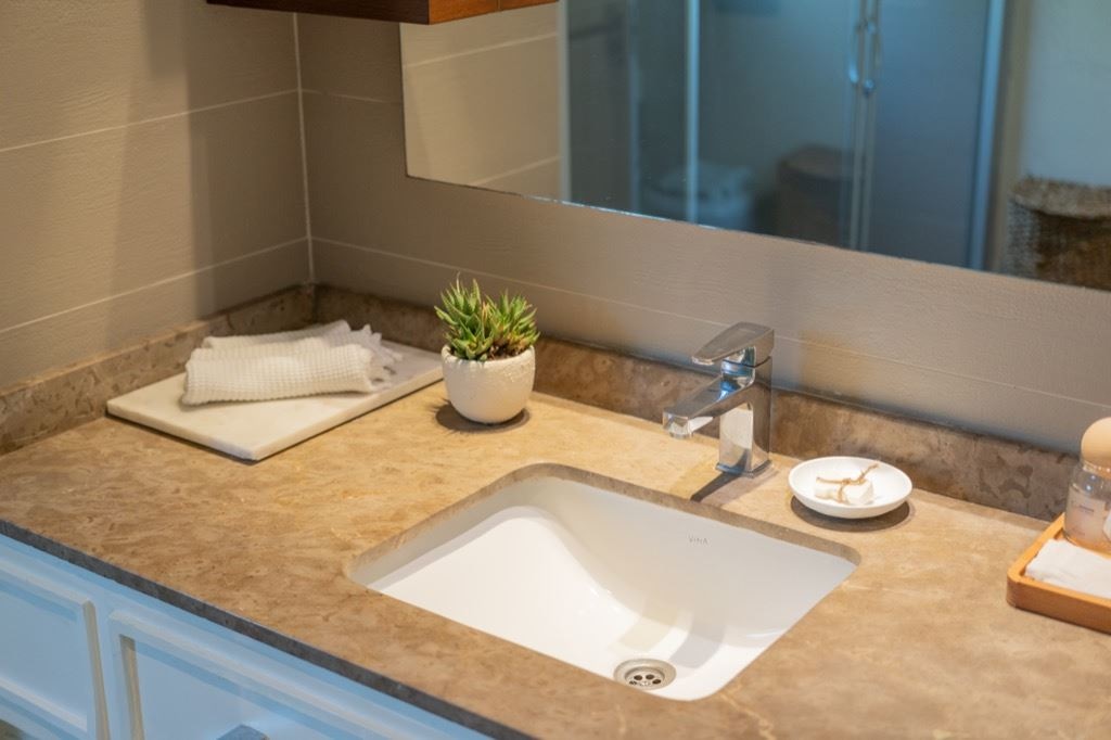 rooms-tangerine-room