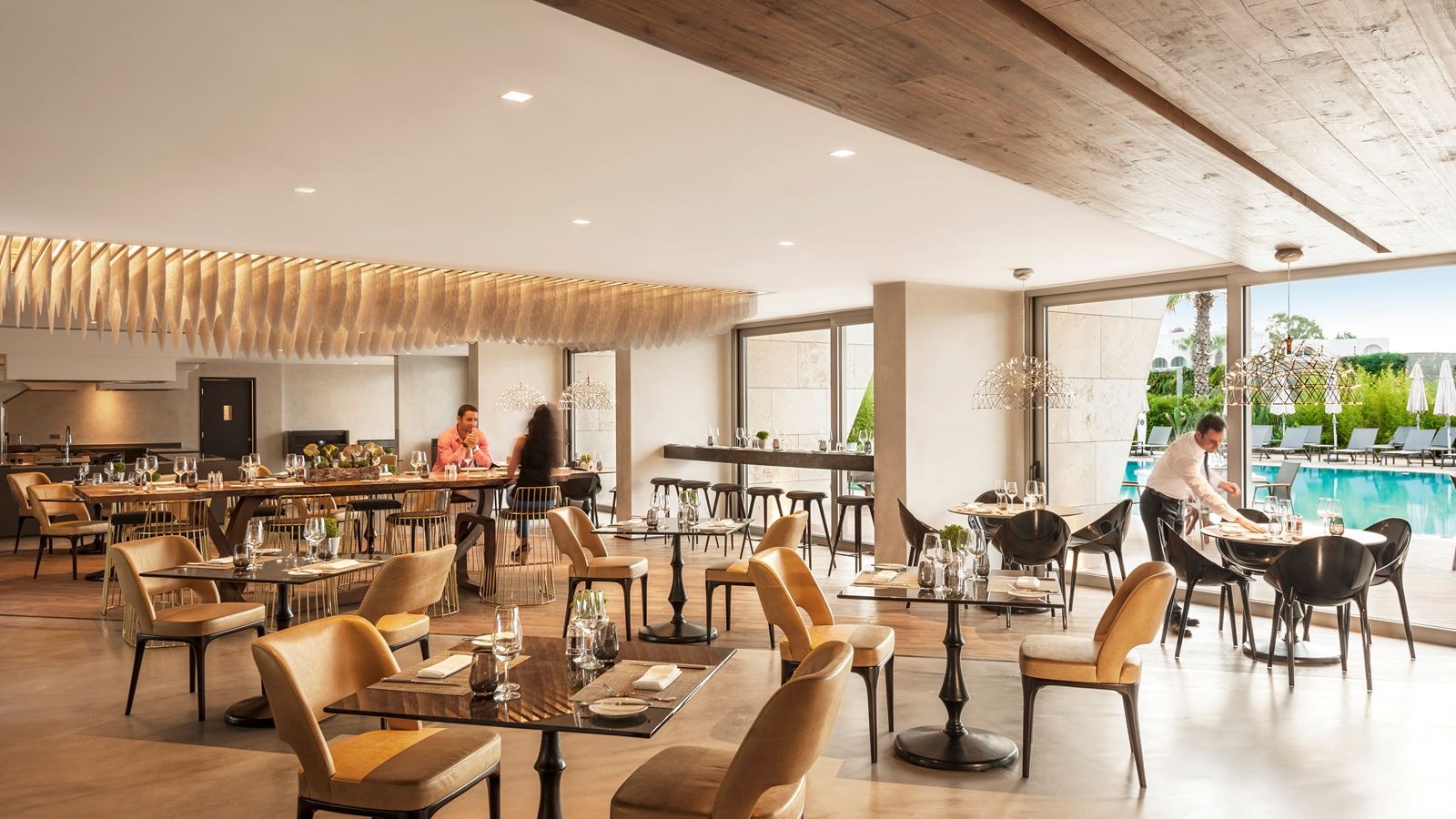 restaurants-cafe-swiss