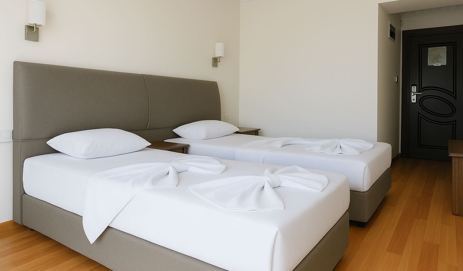 rooms-standard-room-with-balcony