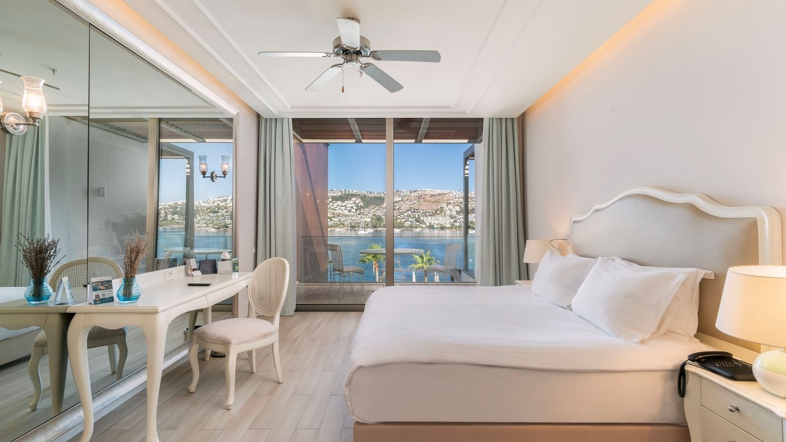 rooms-premium-family-connection-room-sea-view
