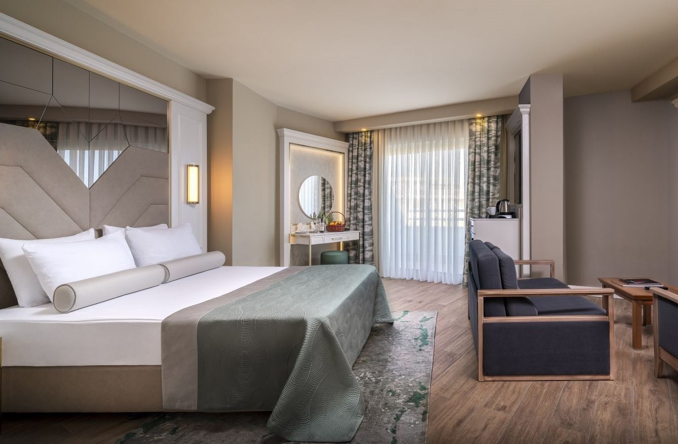 rooms-deluxe-terrace-room-with-jacuzzi