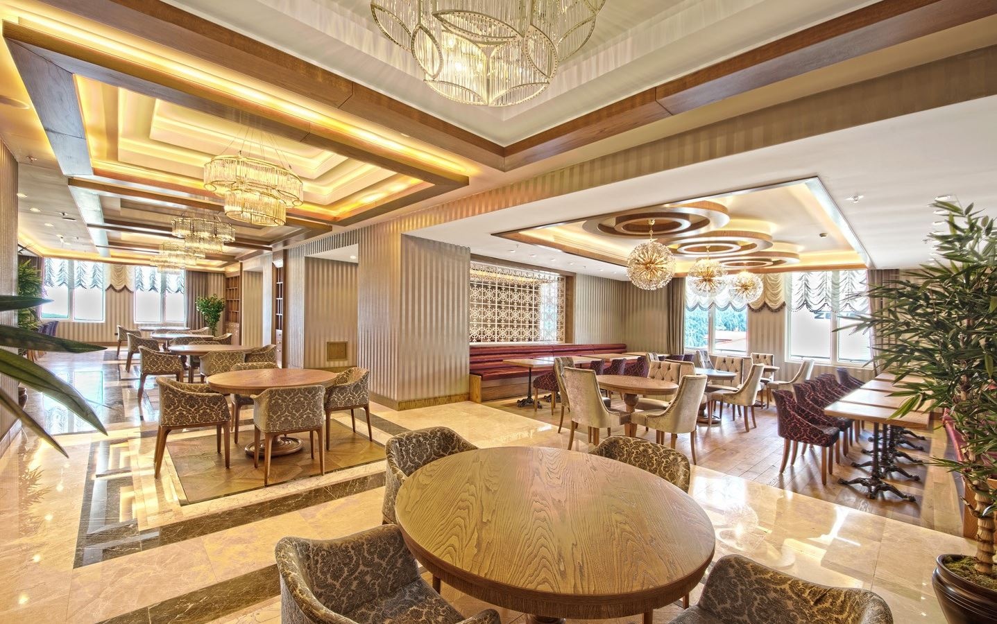 restaurants-nevi-sahane