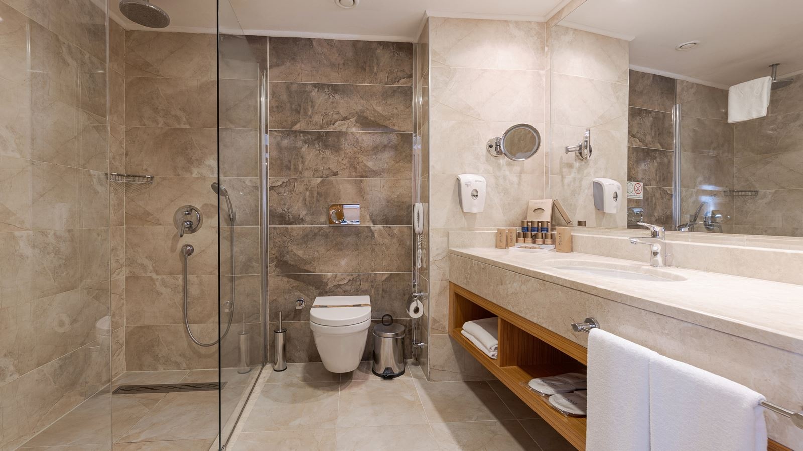 rooms-sunset-terrace-room