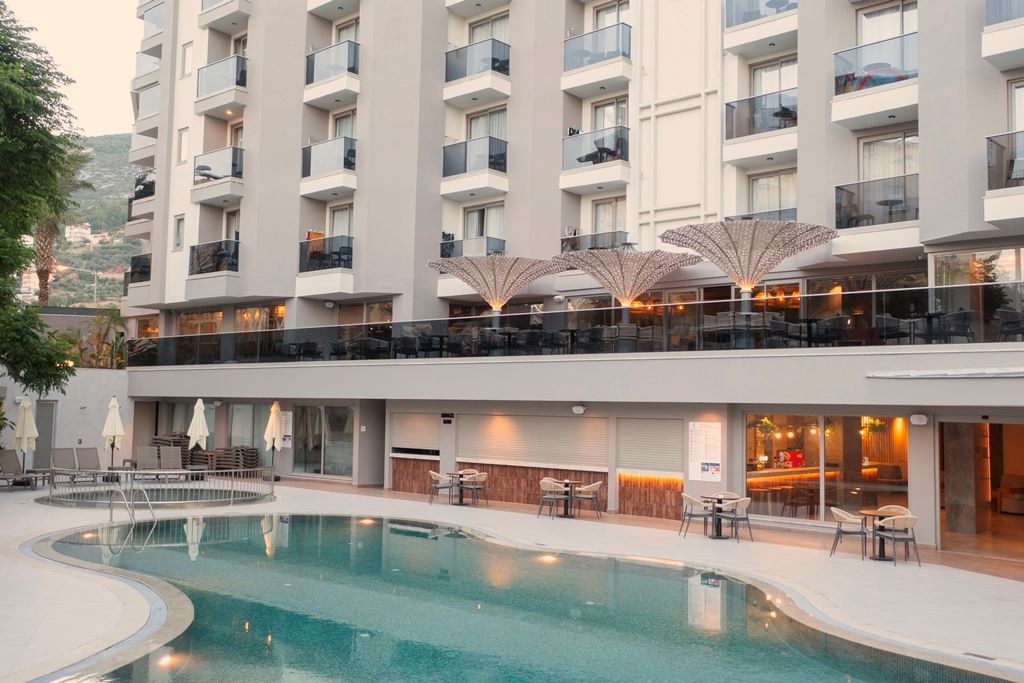 general-main-building