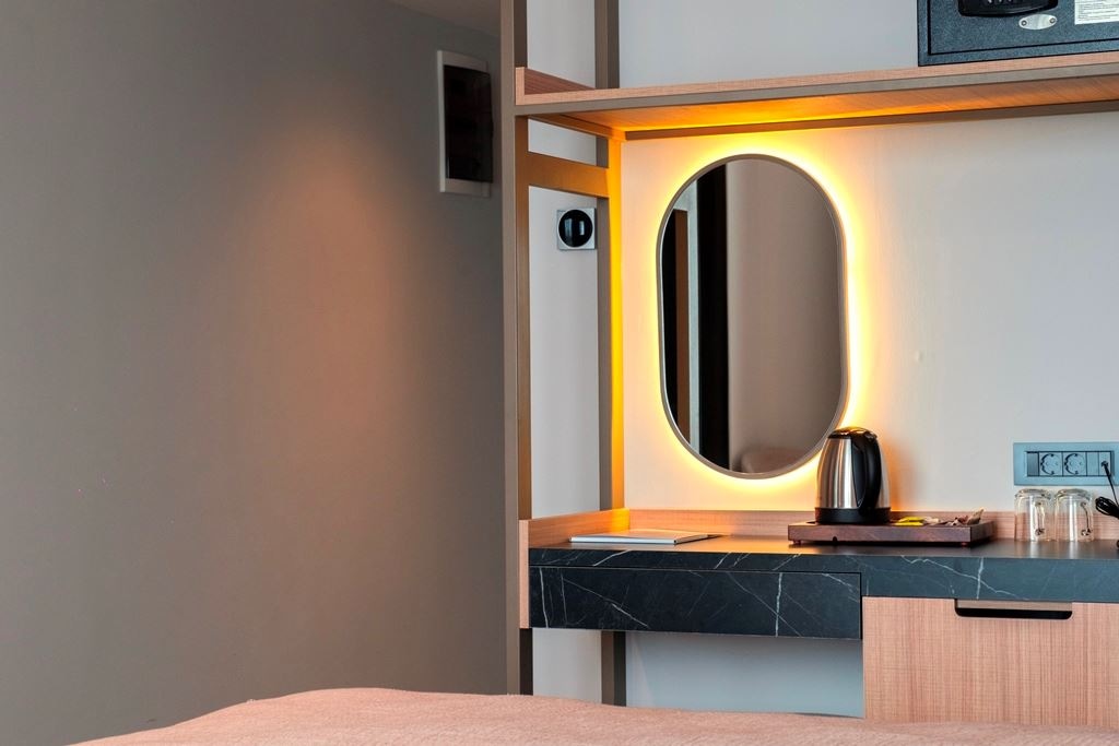 rooms-couple-room-land-view