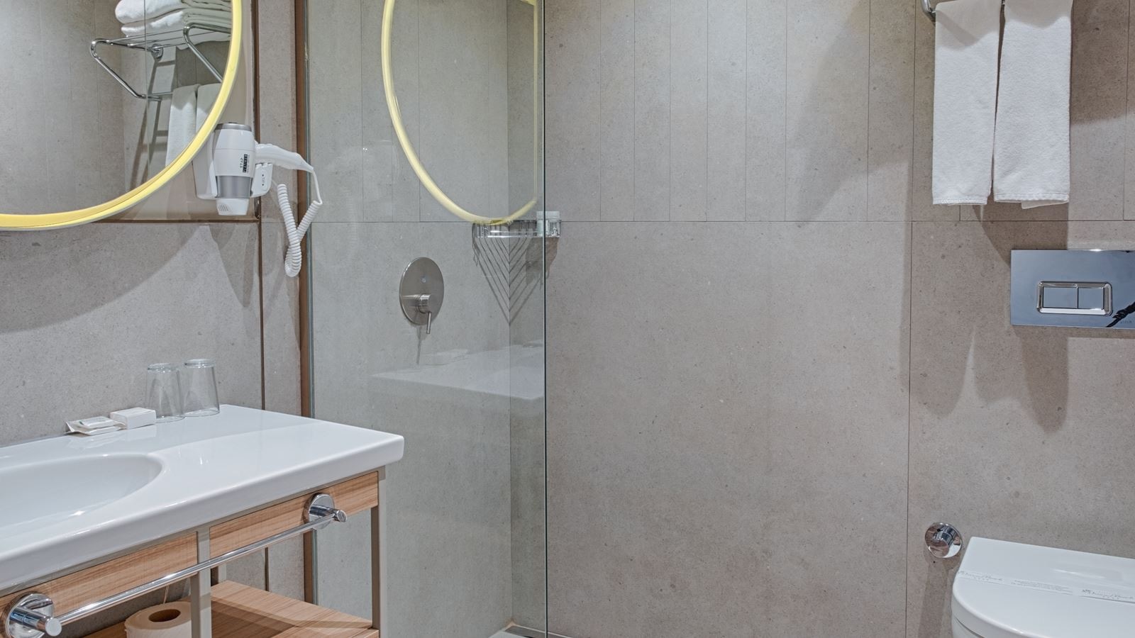 rooms-couple-room-side-sea-view