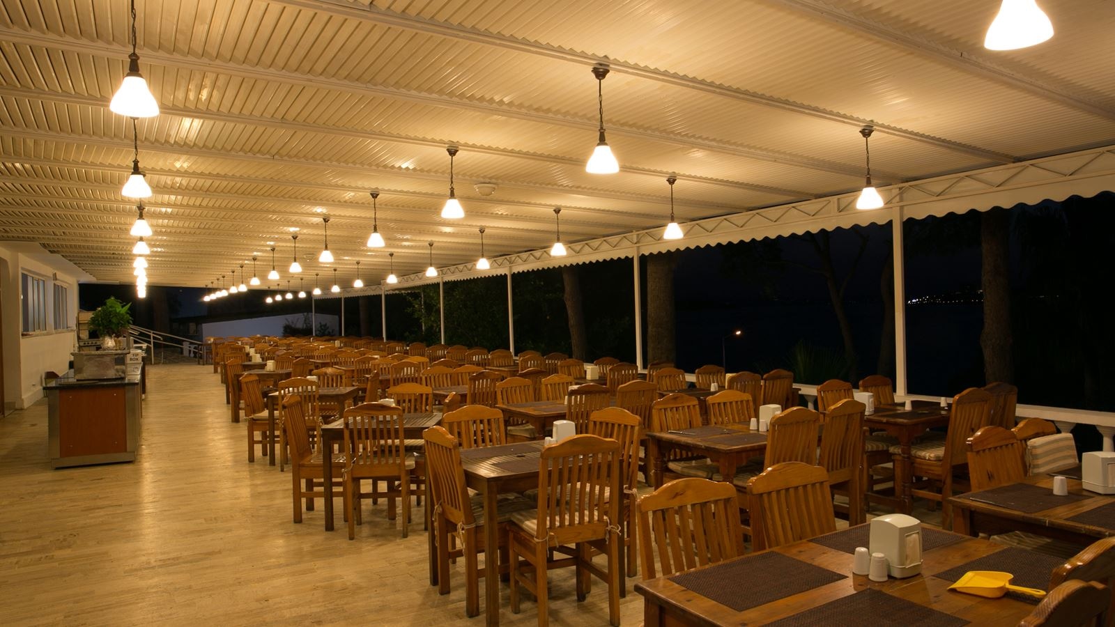 restaurants-main-restaurant