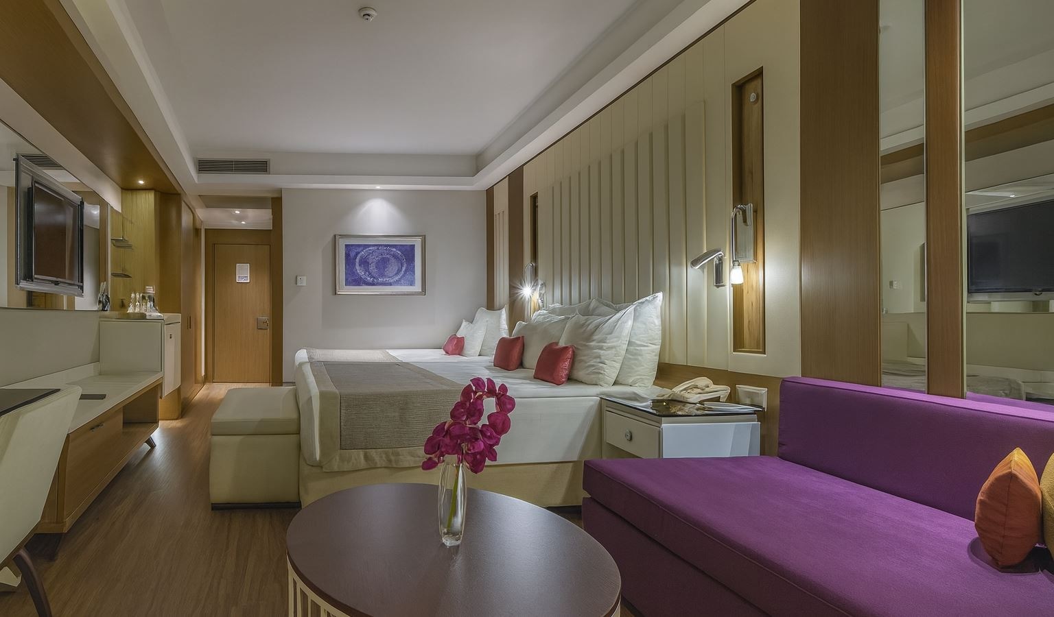 rooms-standard-room-land-view