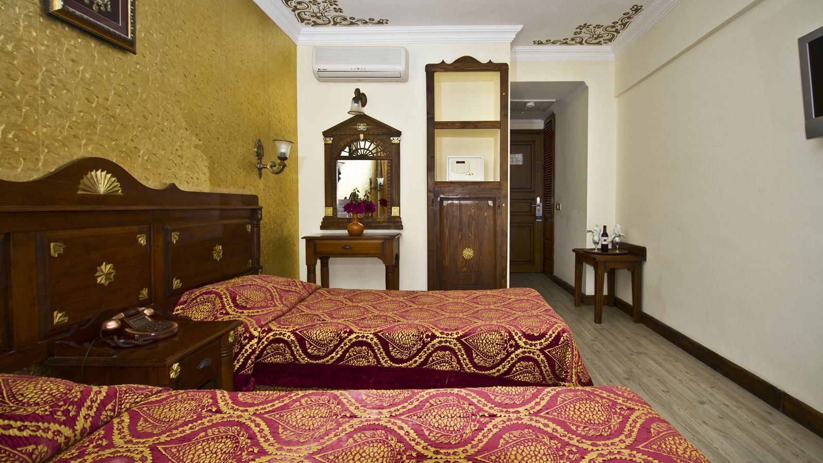 rooms-standard-land-view