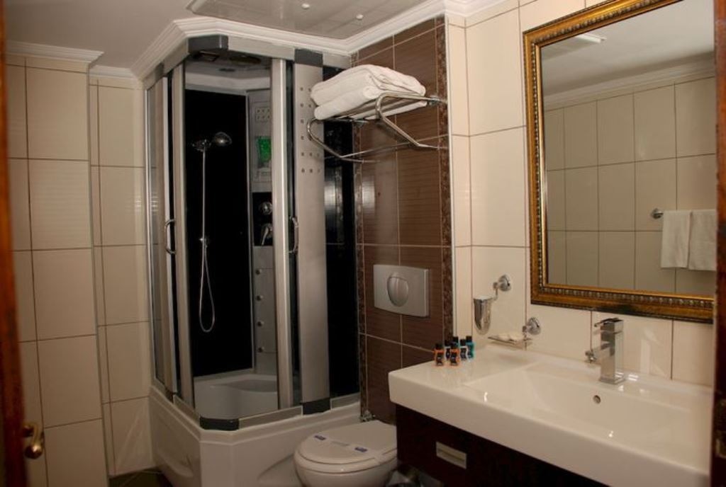 rooms-standard-land-view