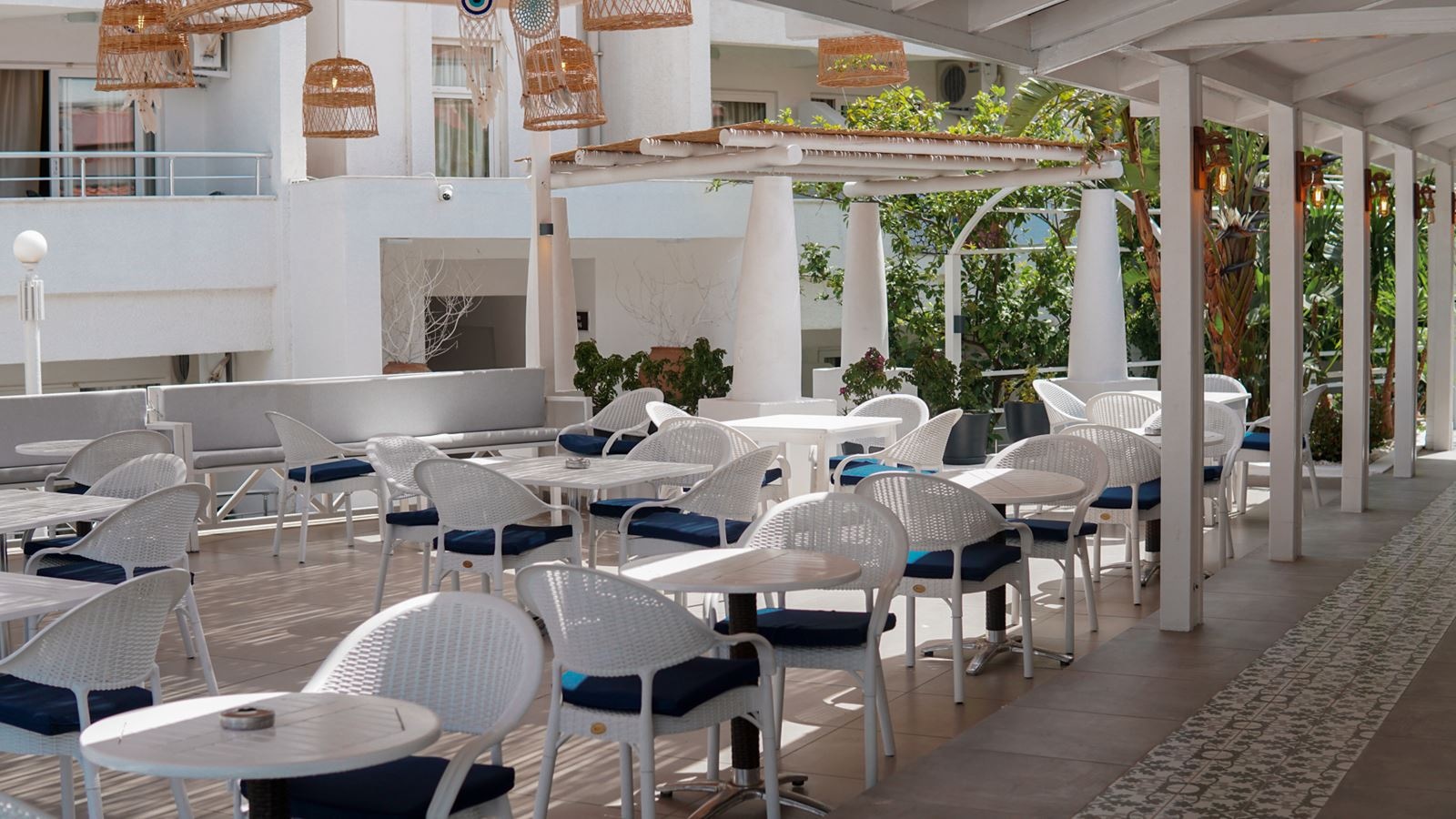 restaurants-main-restaurant