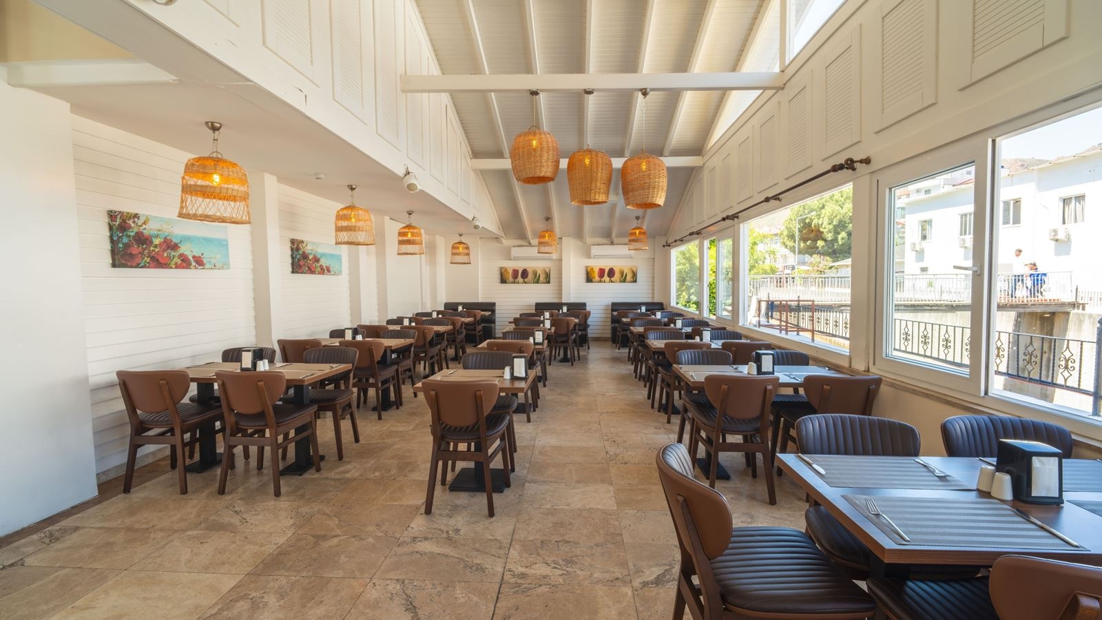 restaurants-main-restaurant