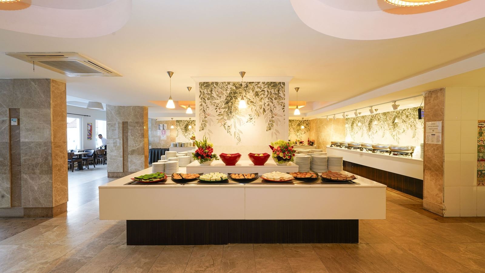 restaurants-main-restaurant