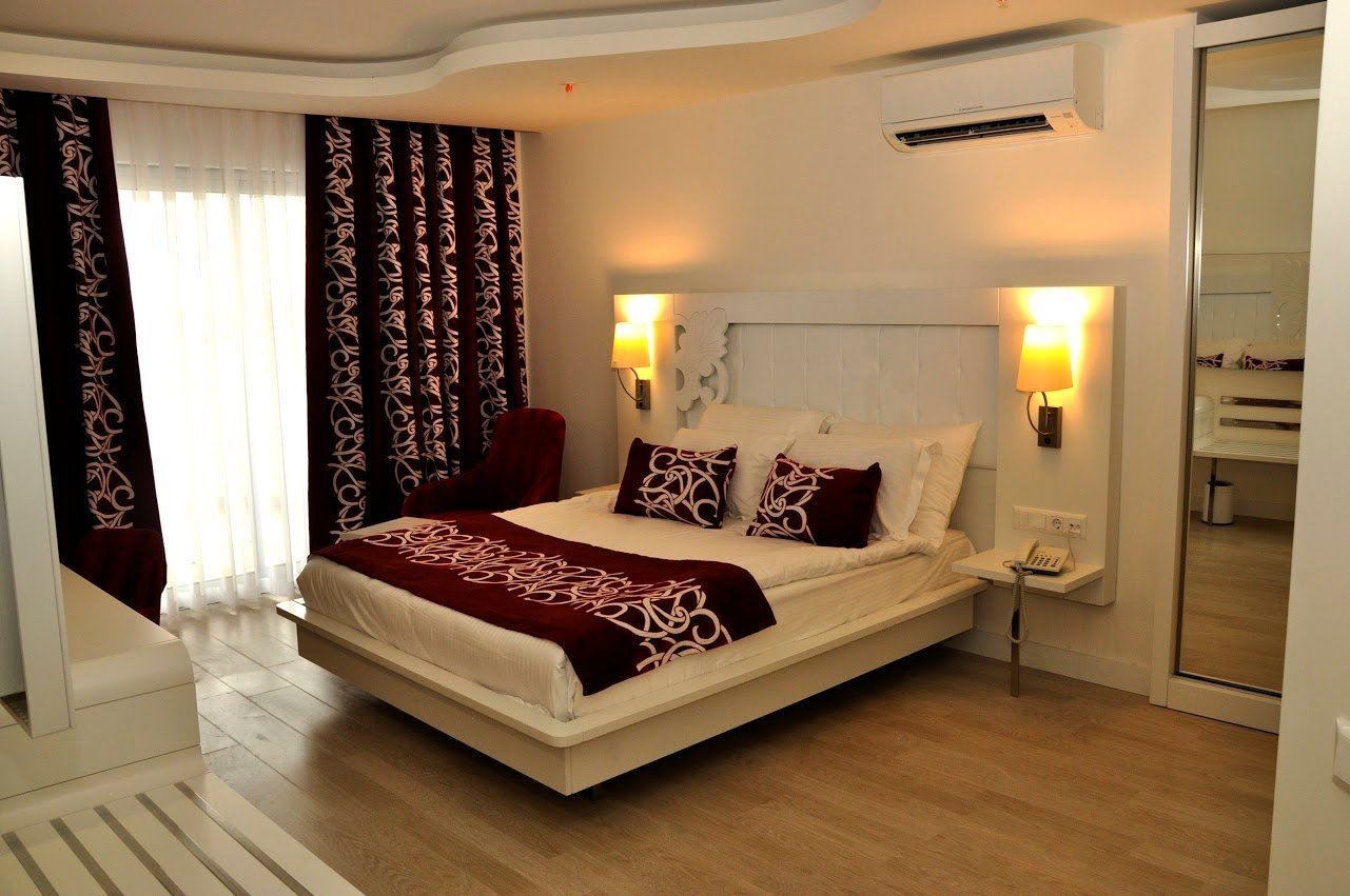 rooms-standard-double-room