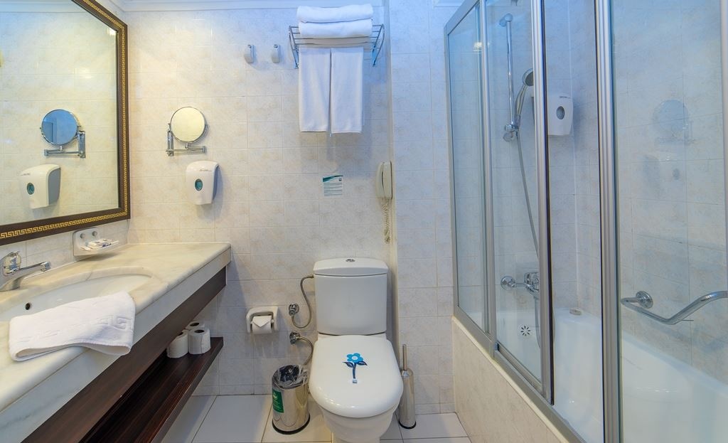 rooms-standard-garden-view