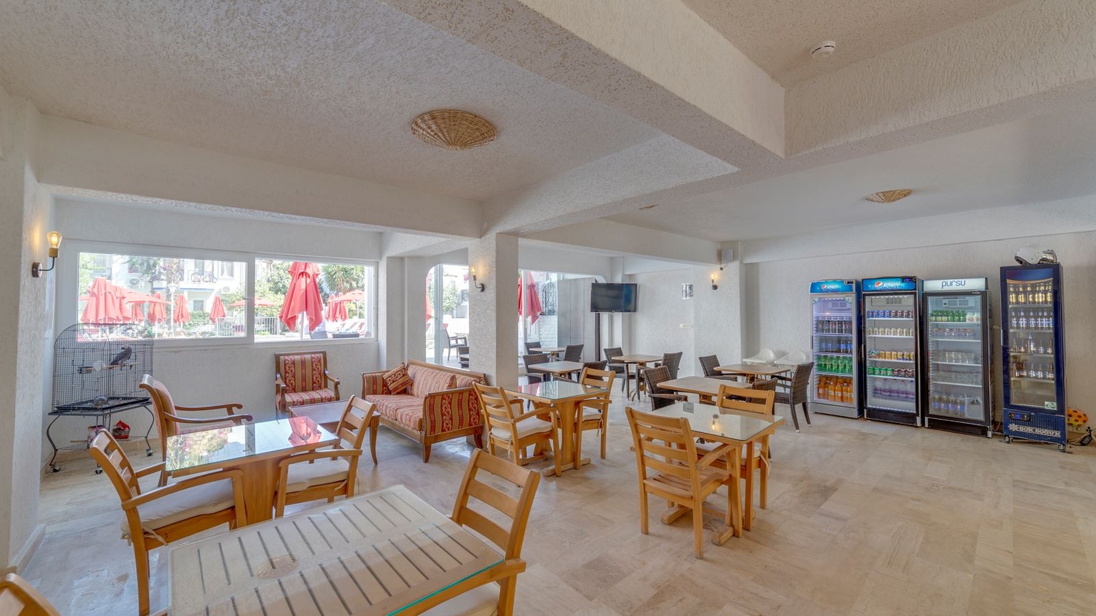 restaurants-main-building