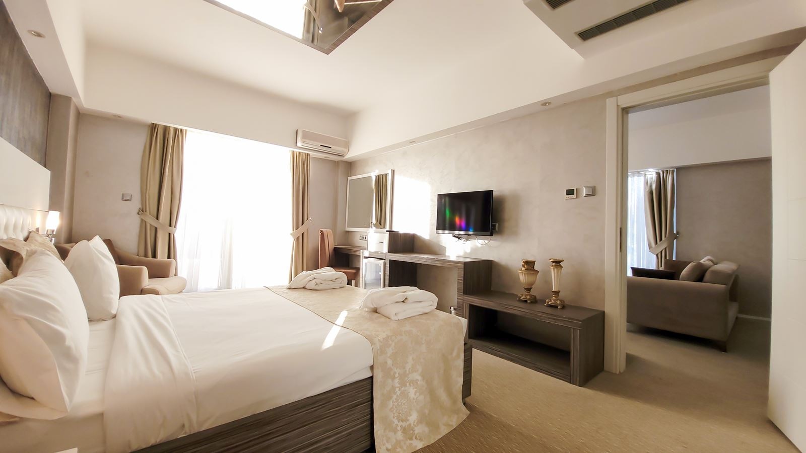 rooms-1+1-deluxe-suite