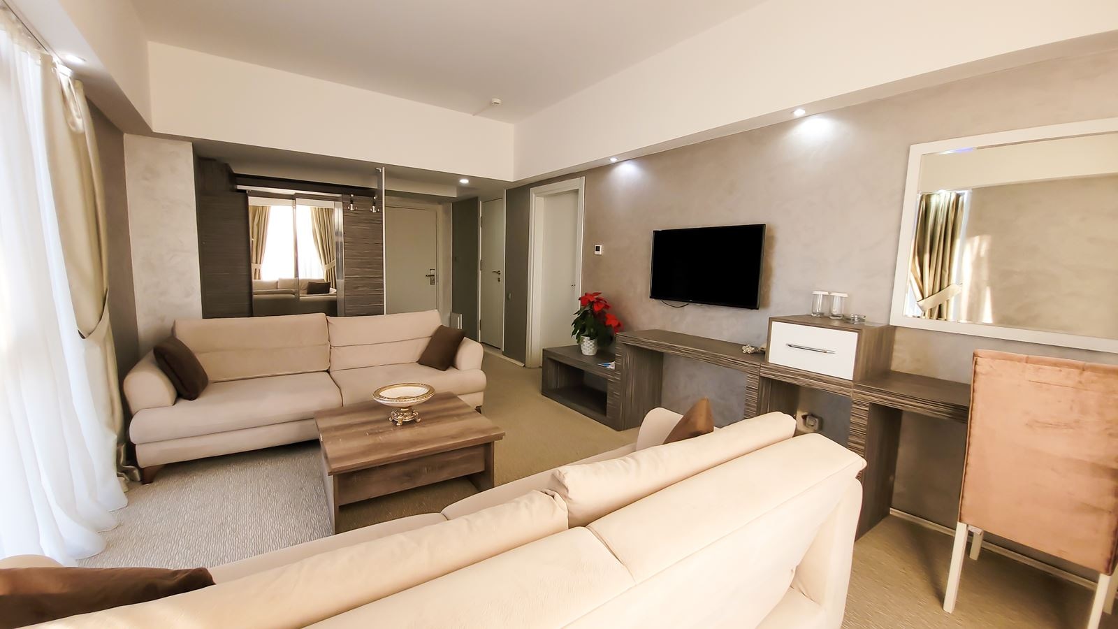 rooms-1+1-deluxe-suite