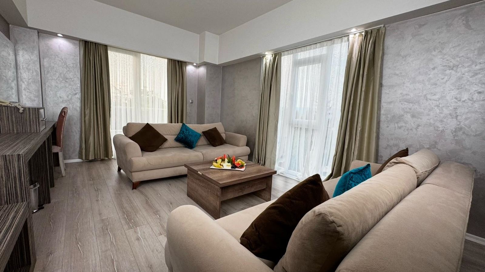 rooms-1+1-deluxe-suite