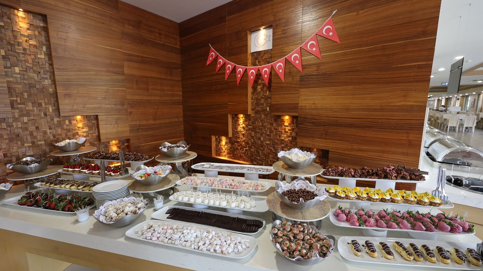 restaurants-main-restaurant