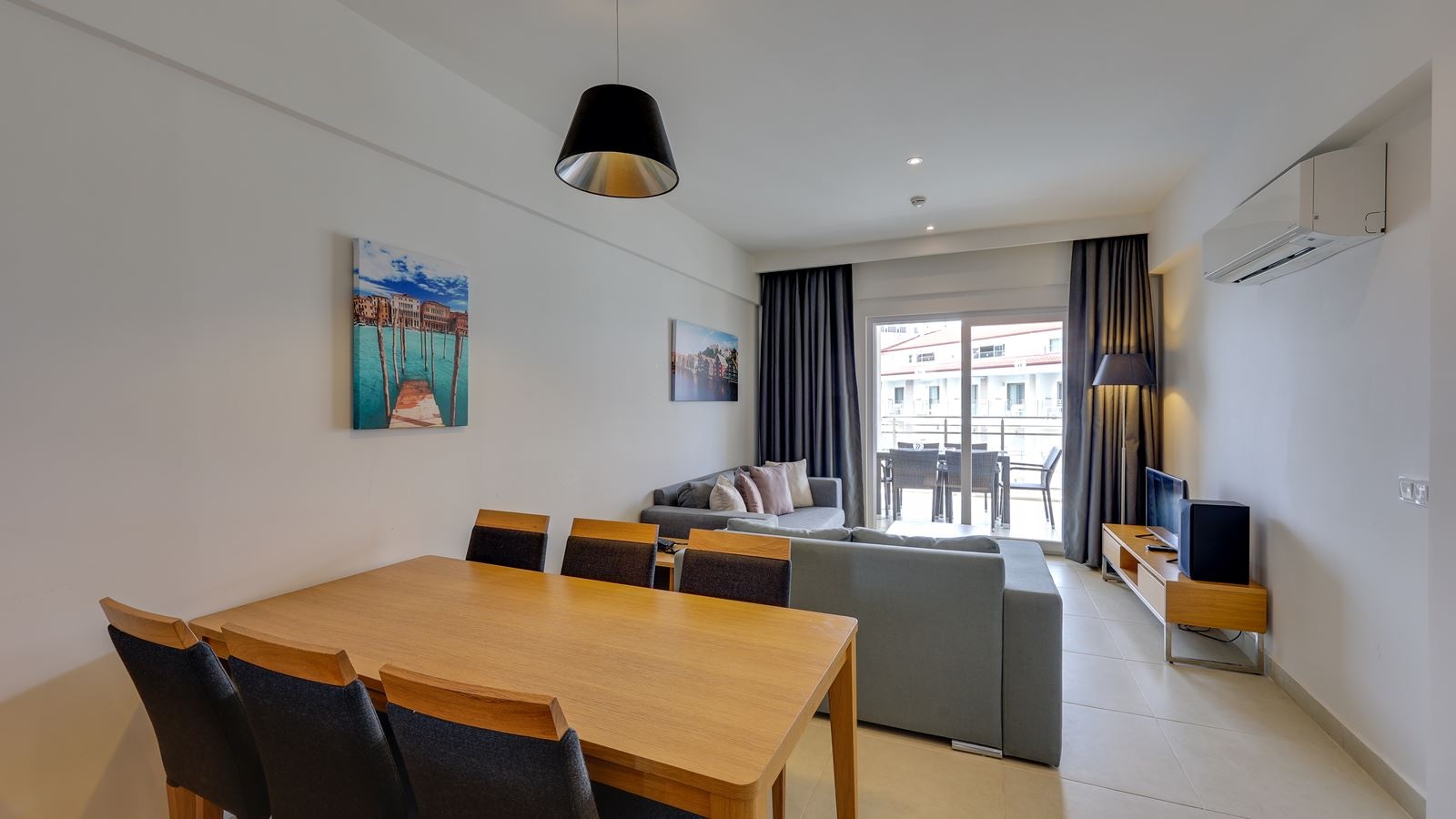 rooms-suite-family-2-bedrooms-landview-balcony