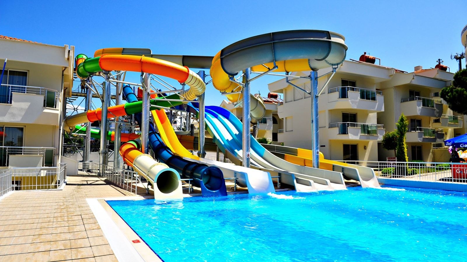 water-park-water-park