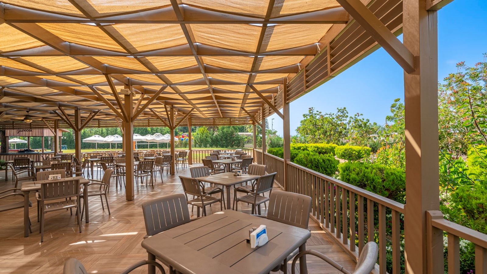 restaurants-beach-restaurant