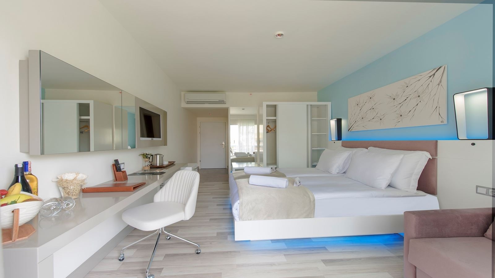 rooms-standard-room-land-view