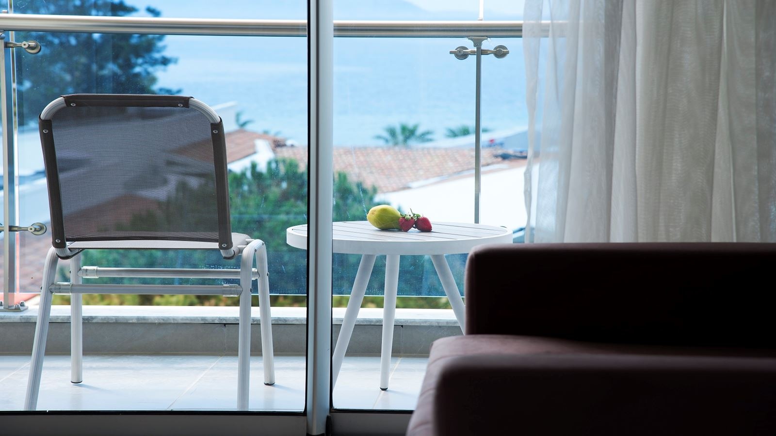 rooms-deluxe-room-sea-view