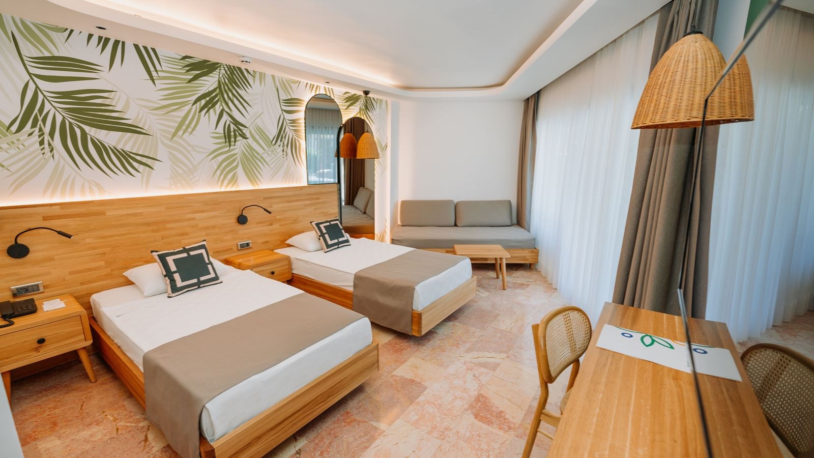 rooms-lagoon-swim-up-room--direct-pool-access