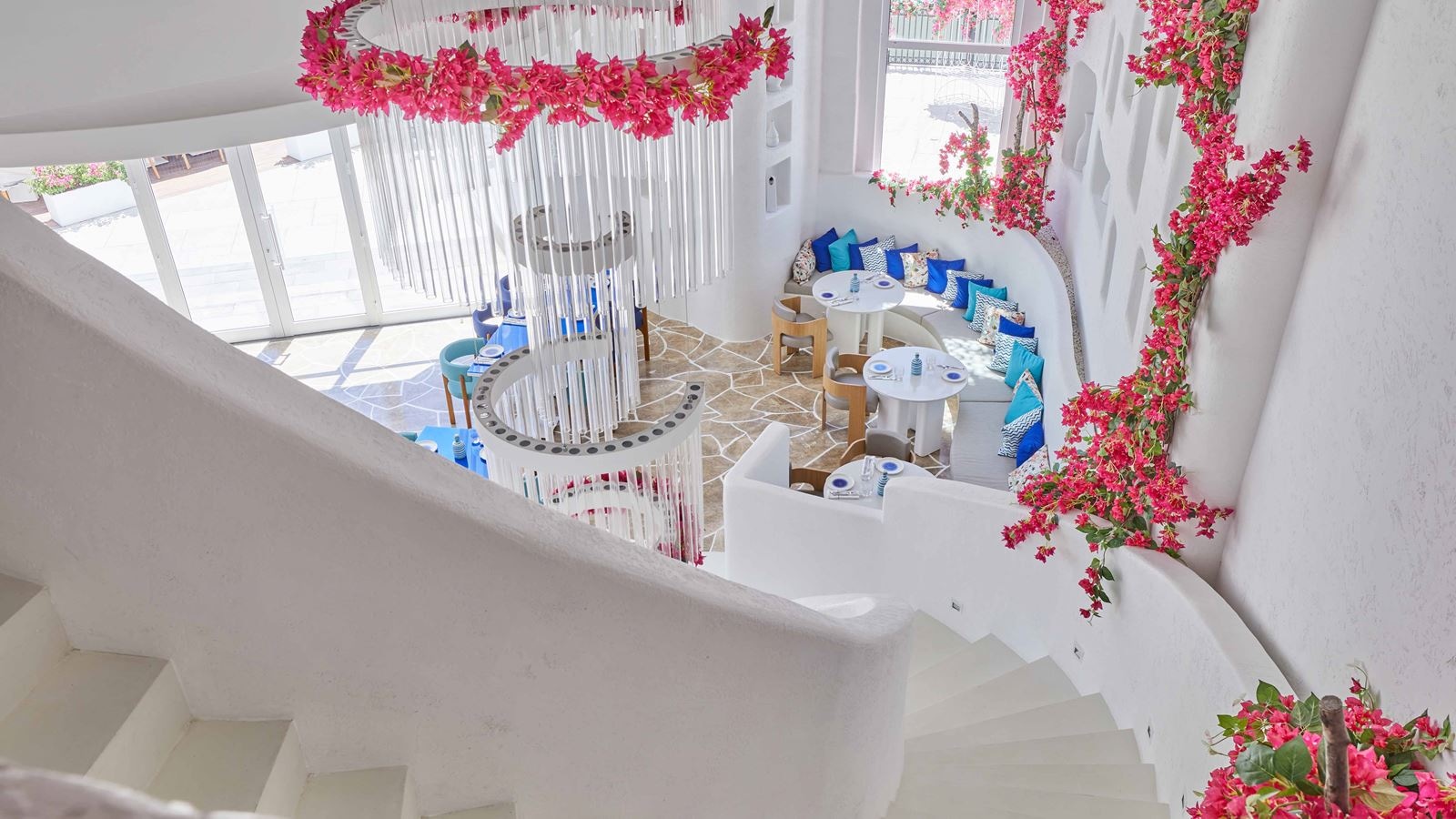 restaurants-mykorini