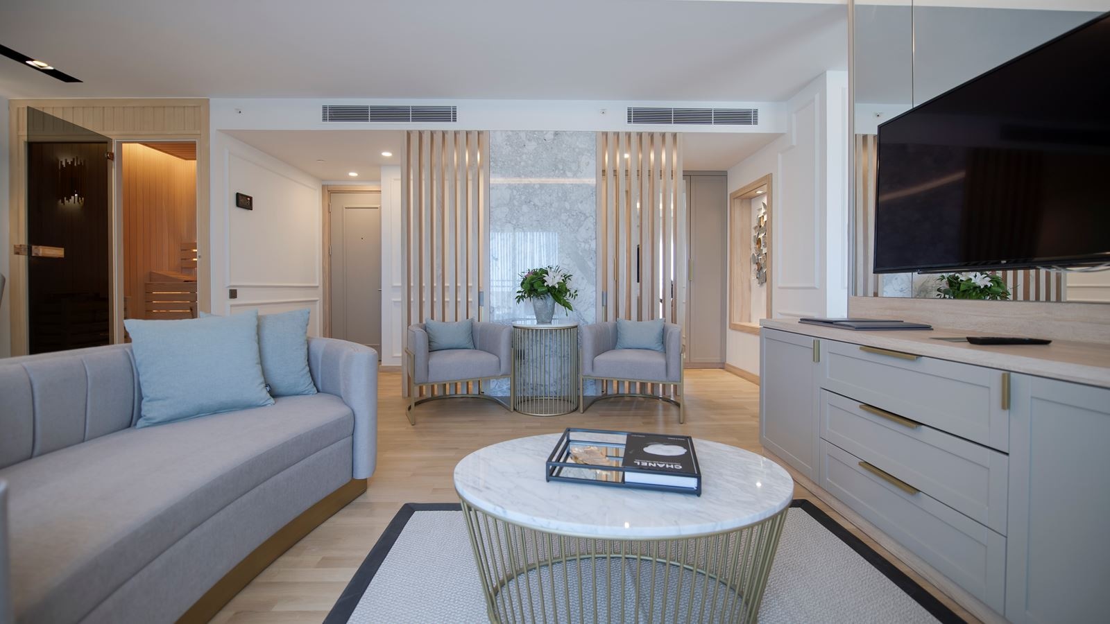 rooms-suite-with-sauna--jakuzzi