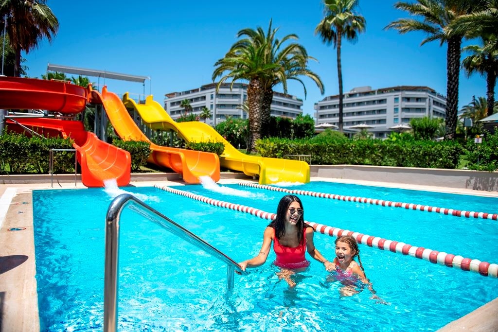 water-park-water-park