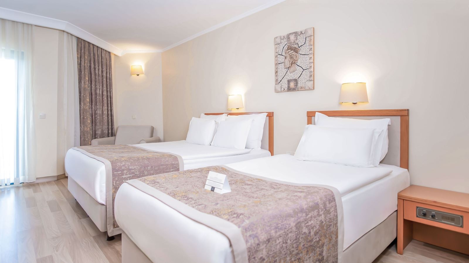 rooms-standard-room-sea-view