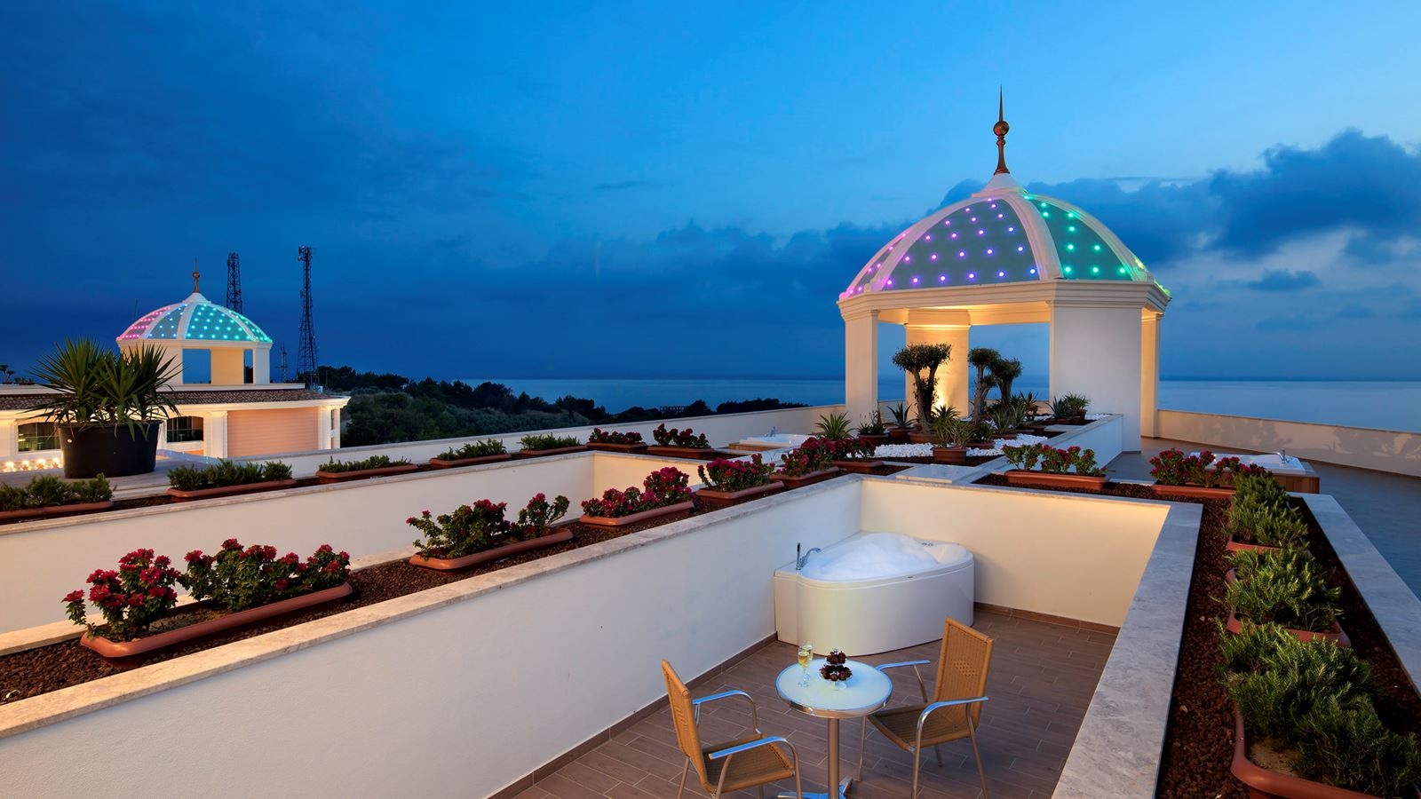 rooms-superior-room-with-jacuzzi