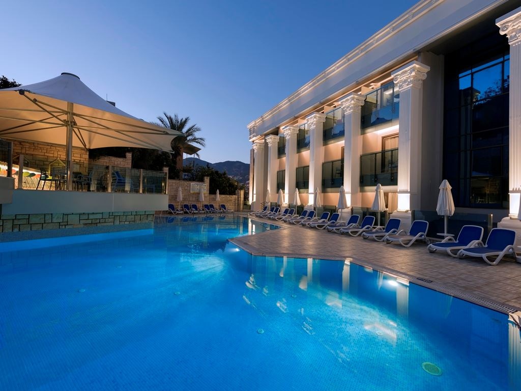 general-main-building