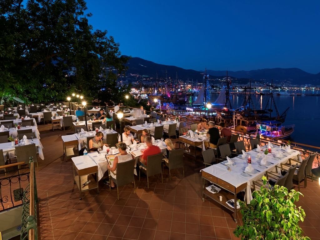 restaurants-main-restaurant