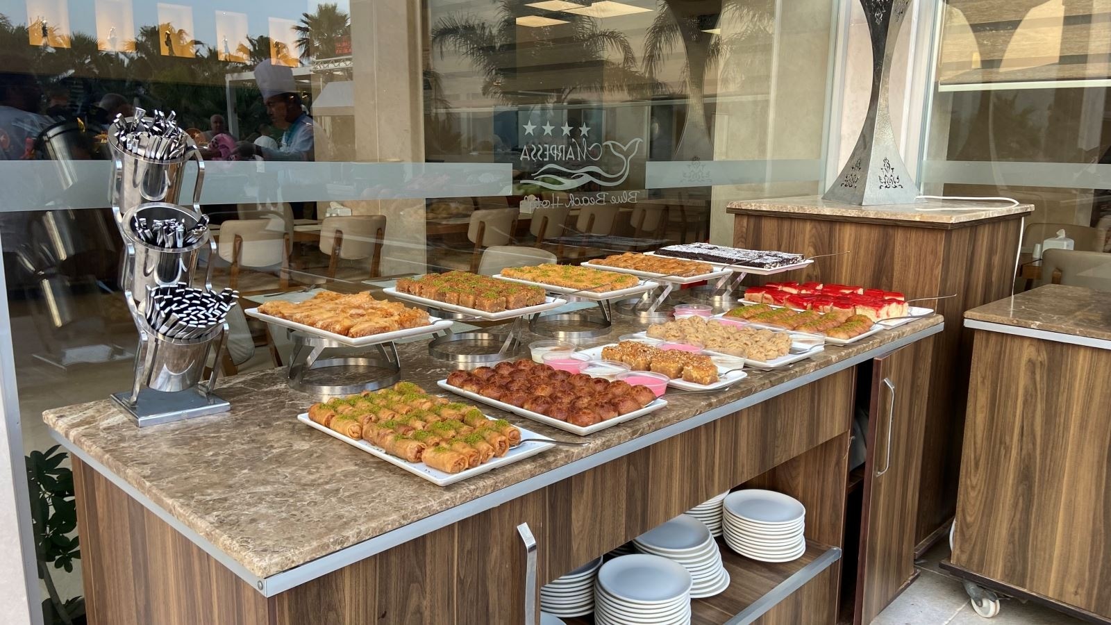 restaurants-ana-restaurant