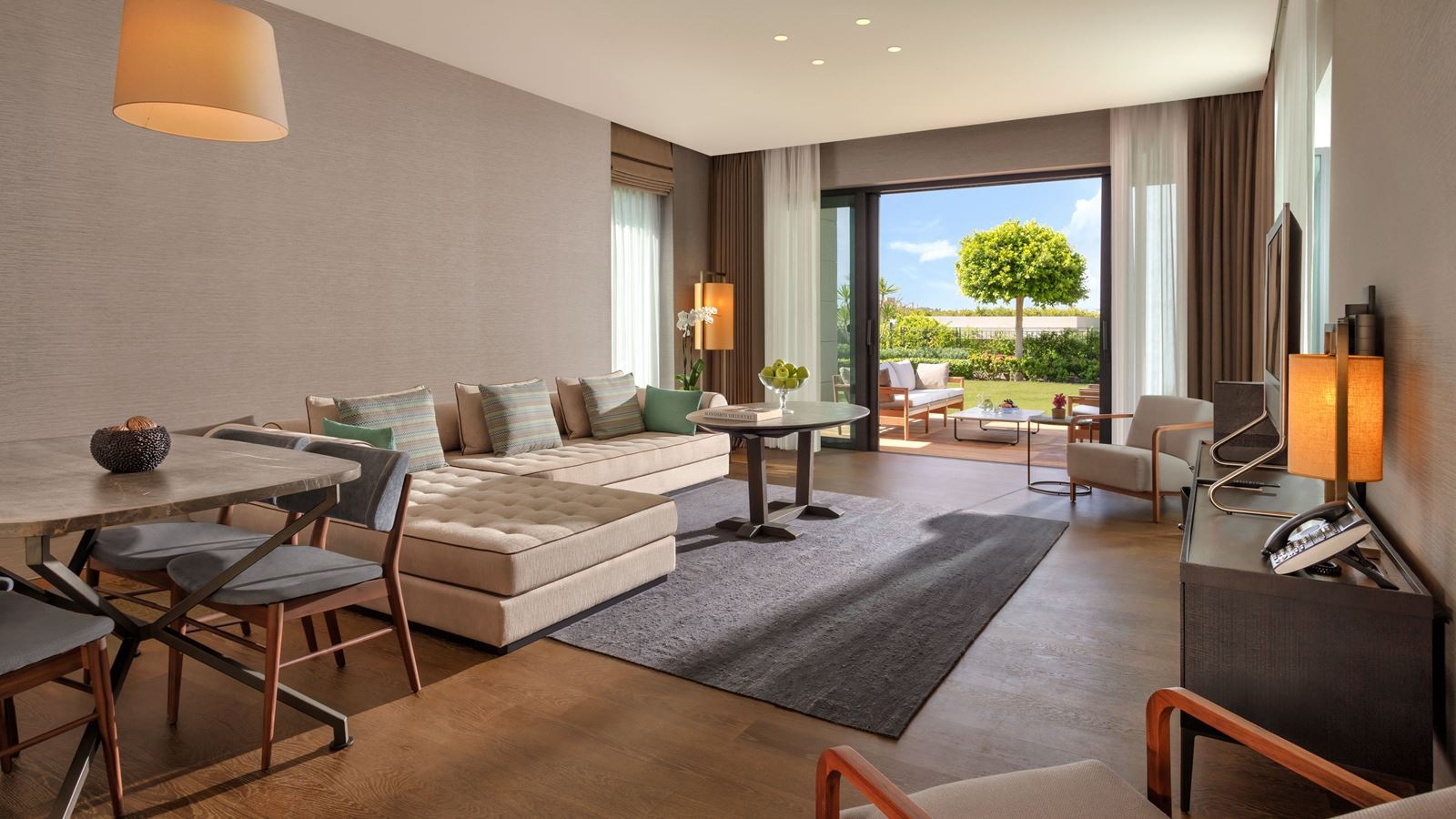 rooms-three-bedroom-garden-view-apartment