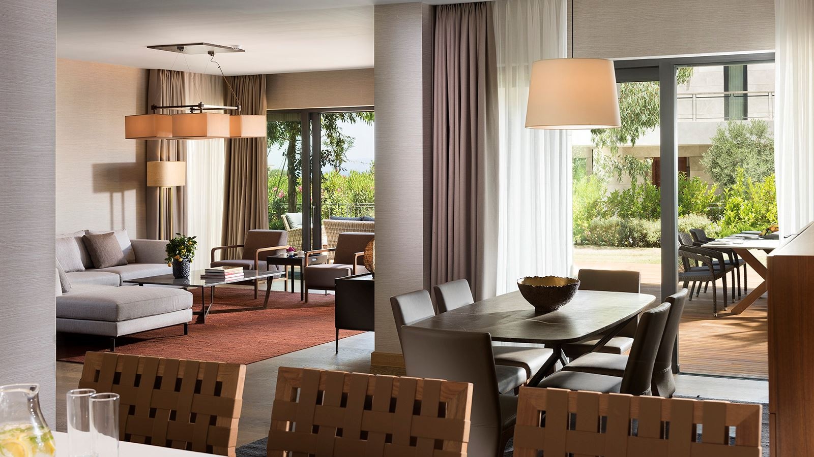 rooms-four-bedroom-residential-apartment