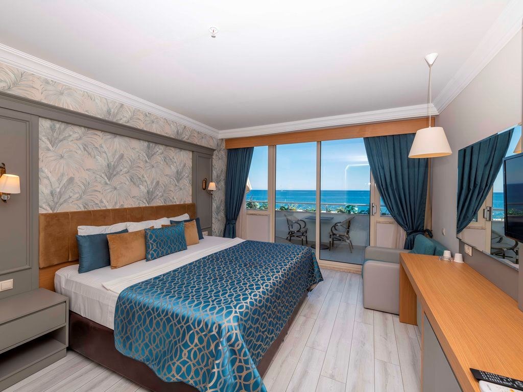 rooms-beach-standard-room
