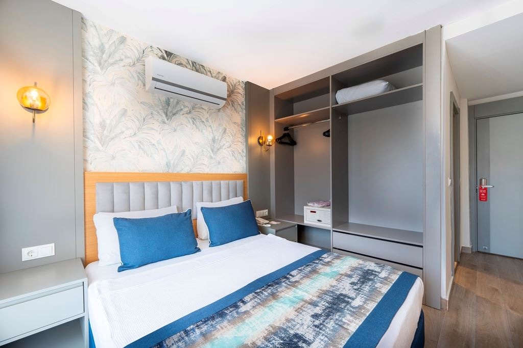 rooms-annex-standard-room