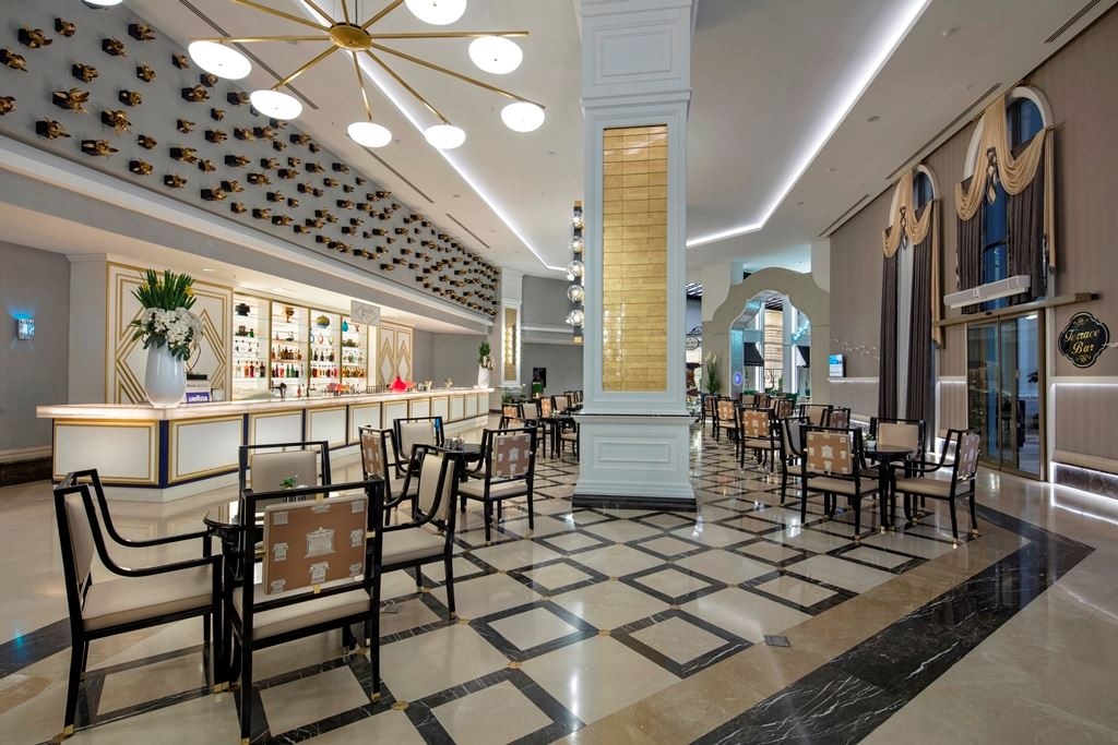 restaurants-the-pajaro-verde-patisserie