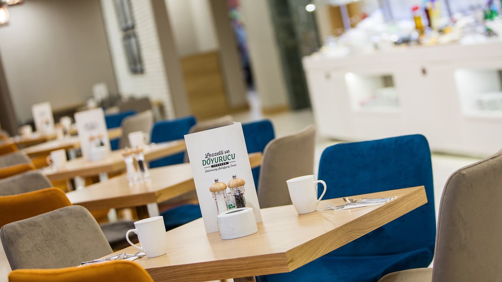 restaurants-open-lobby-restaurant