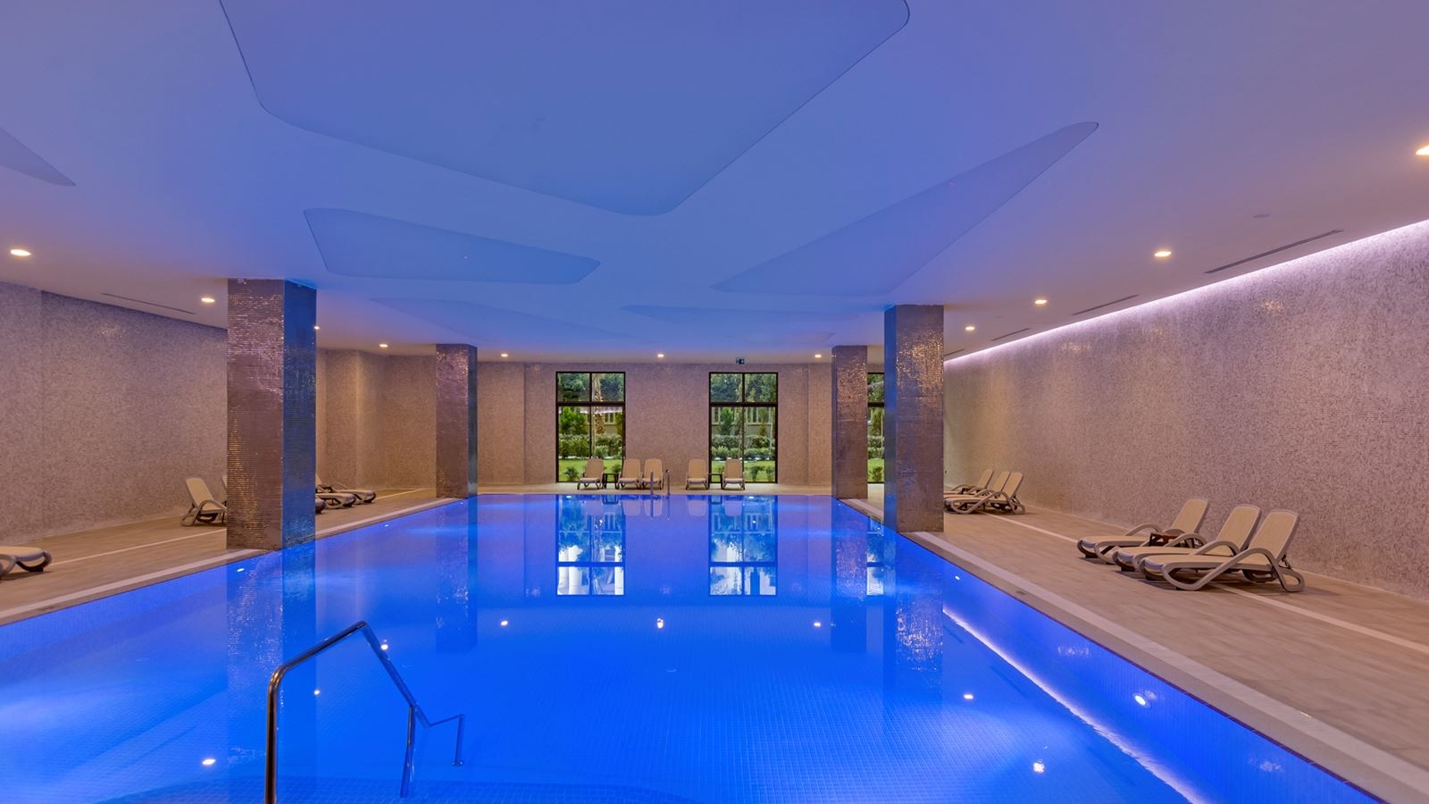 pools-indoor-pool