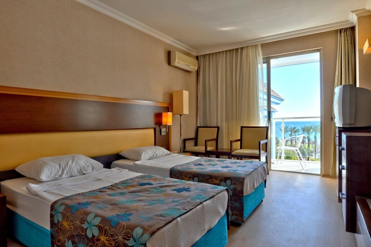 rooms-standard-room-sea-side-view