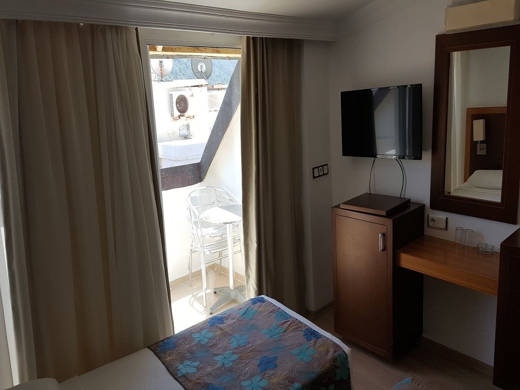rooms-economy-room