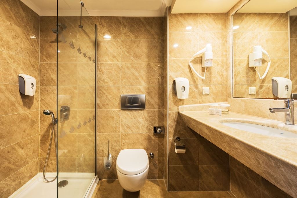 rooms-standard-garden-view