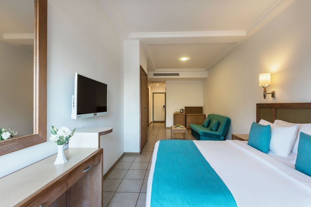 rooms-standard-bungalow-room-garden-view