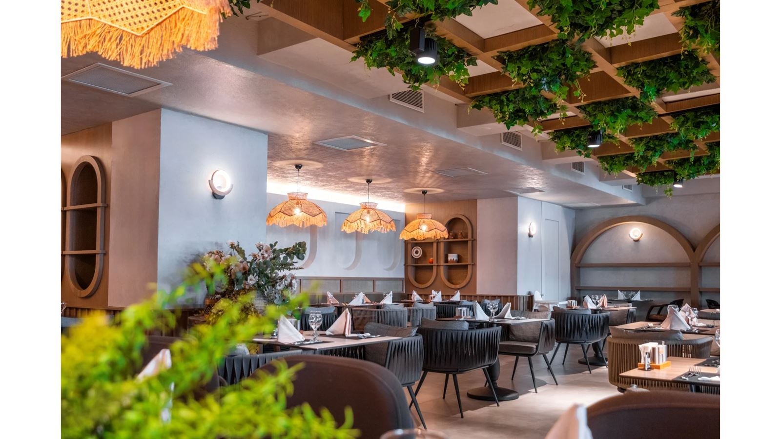 restaurants-restaurants